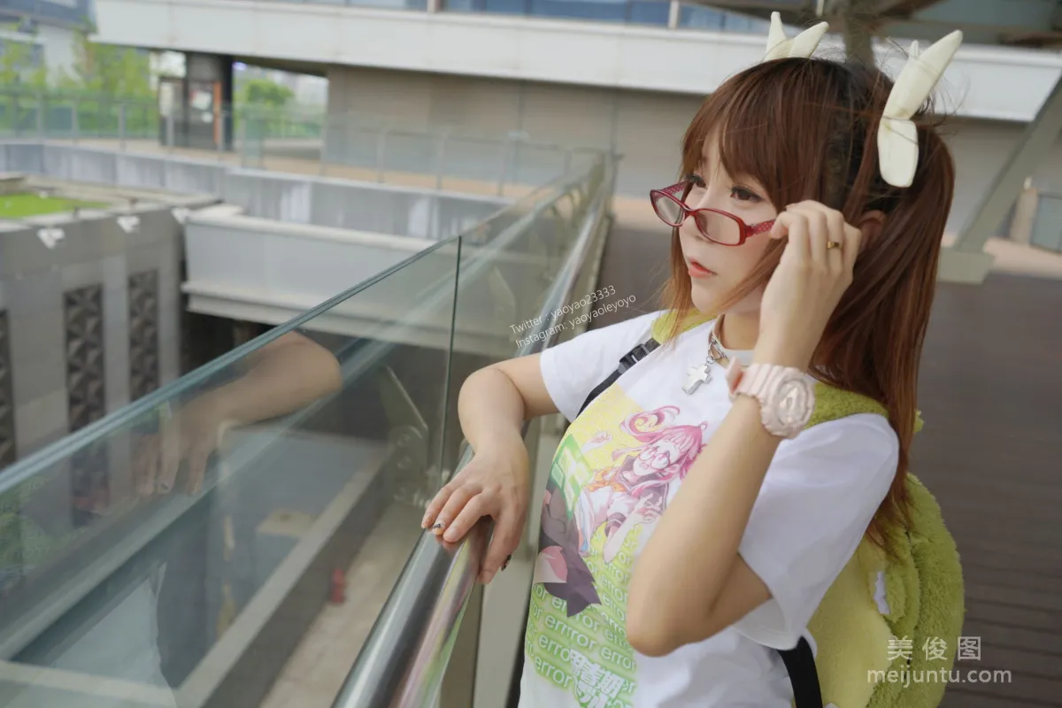 [美女Coser] 搖搖樂yoyo 《裸足》 寫真集 50