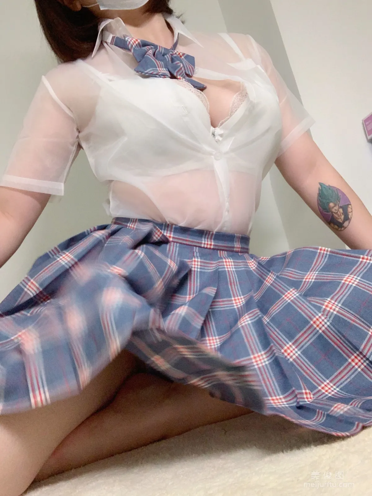 皮皮奶可可愛了啦 《jk透明制服》 寫真集 21