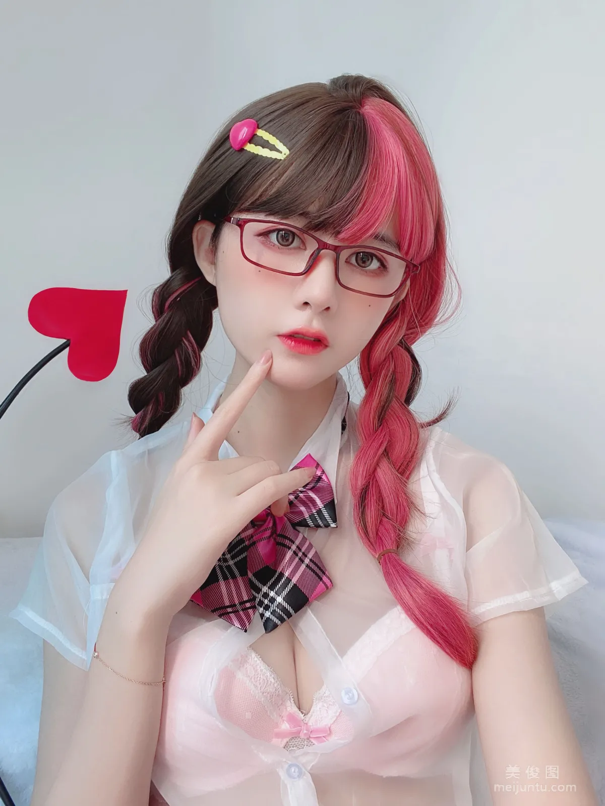 [美女Coser] 眼醬大魔王w 《黑色情趣網襪》 寫真集 3