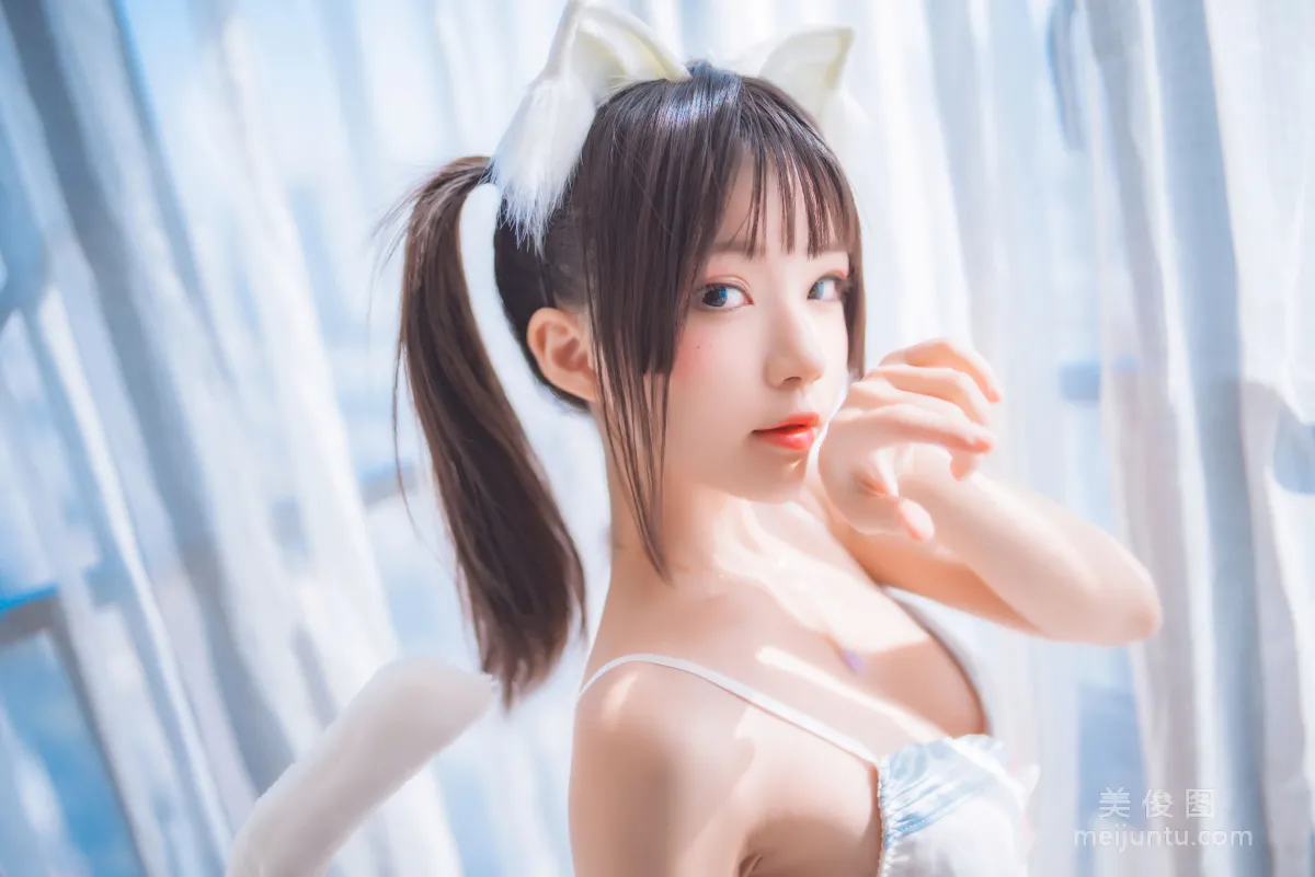 [美女Coser] 桜桃喵 《一隻愛戀》 寫真集 13