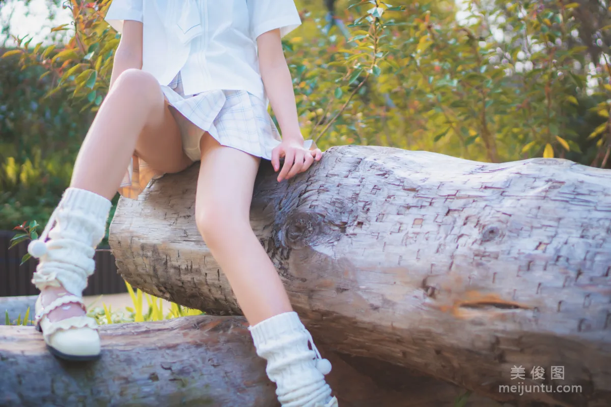 [网红Coser] 西瓜 《白云森林》 写真集32
