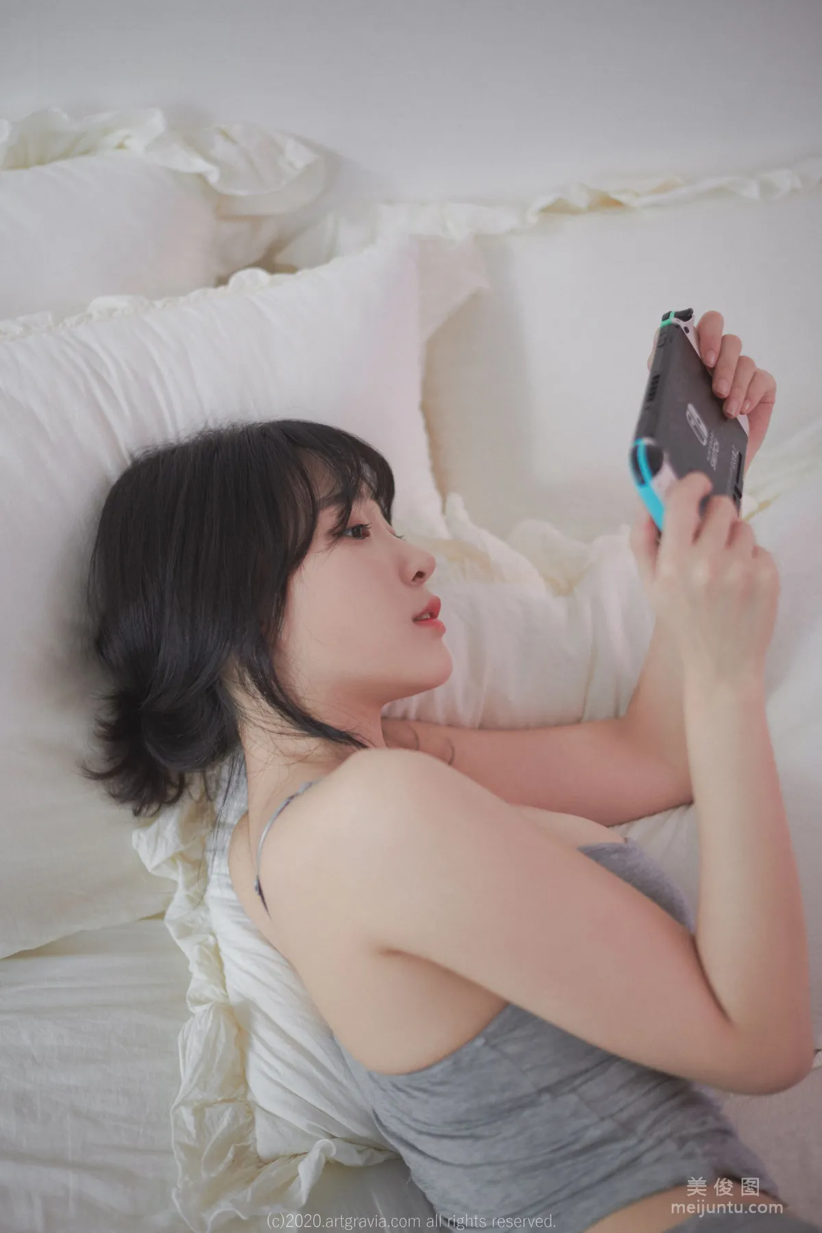 姜仁卿 《巨乳吊帶背心少女》 [ARTGRAVIA] VOL.161 寫真集 9