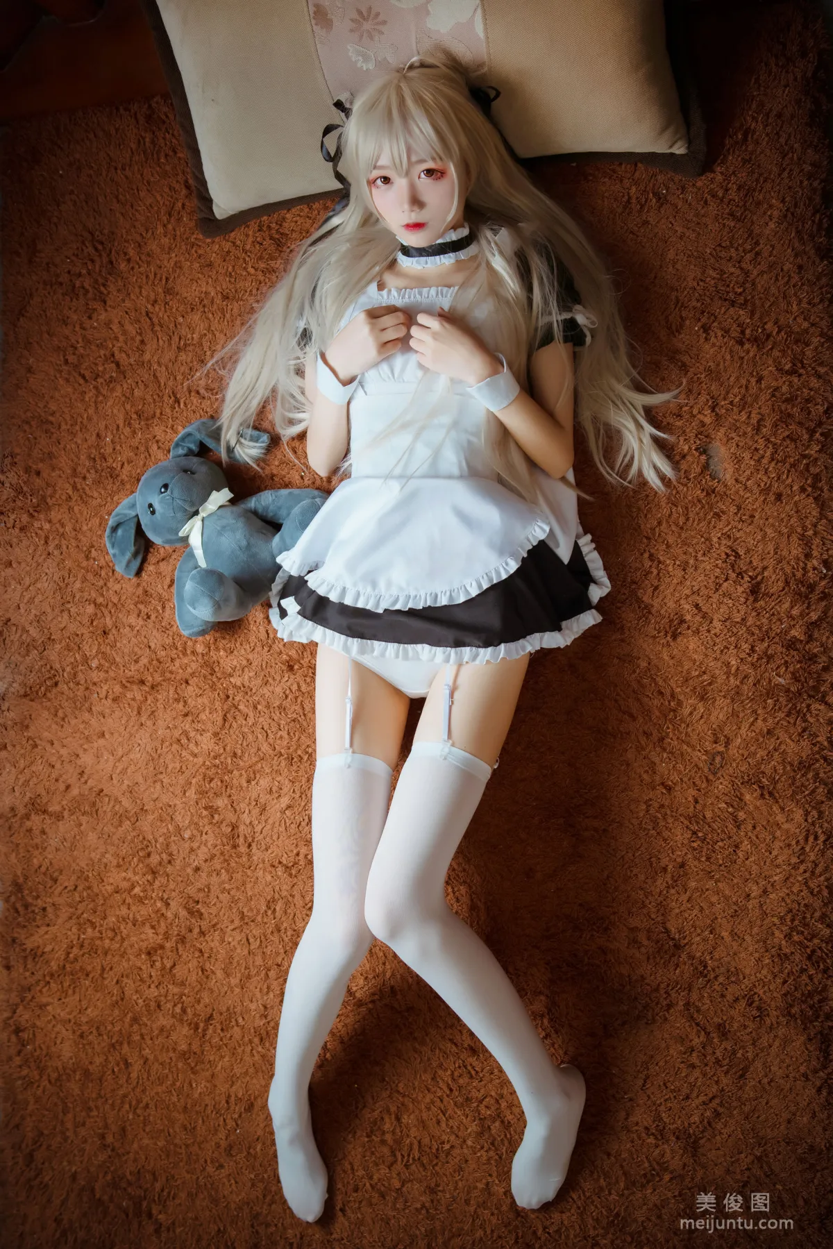 五更百鬼 《穹妹女仆》 写真集10
