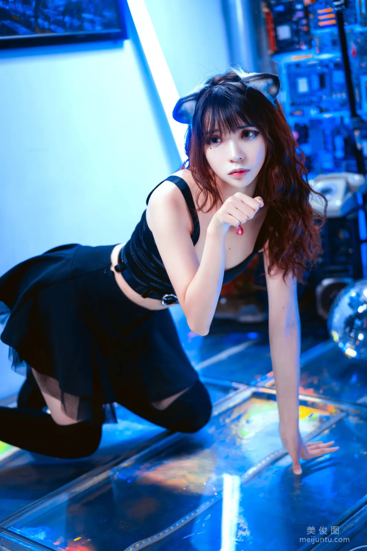 [美女Coser] 疯猫ss 《幻象蓝猫》 写真集19