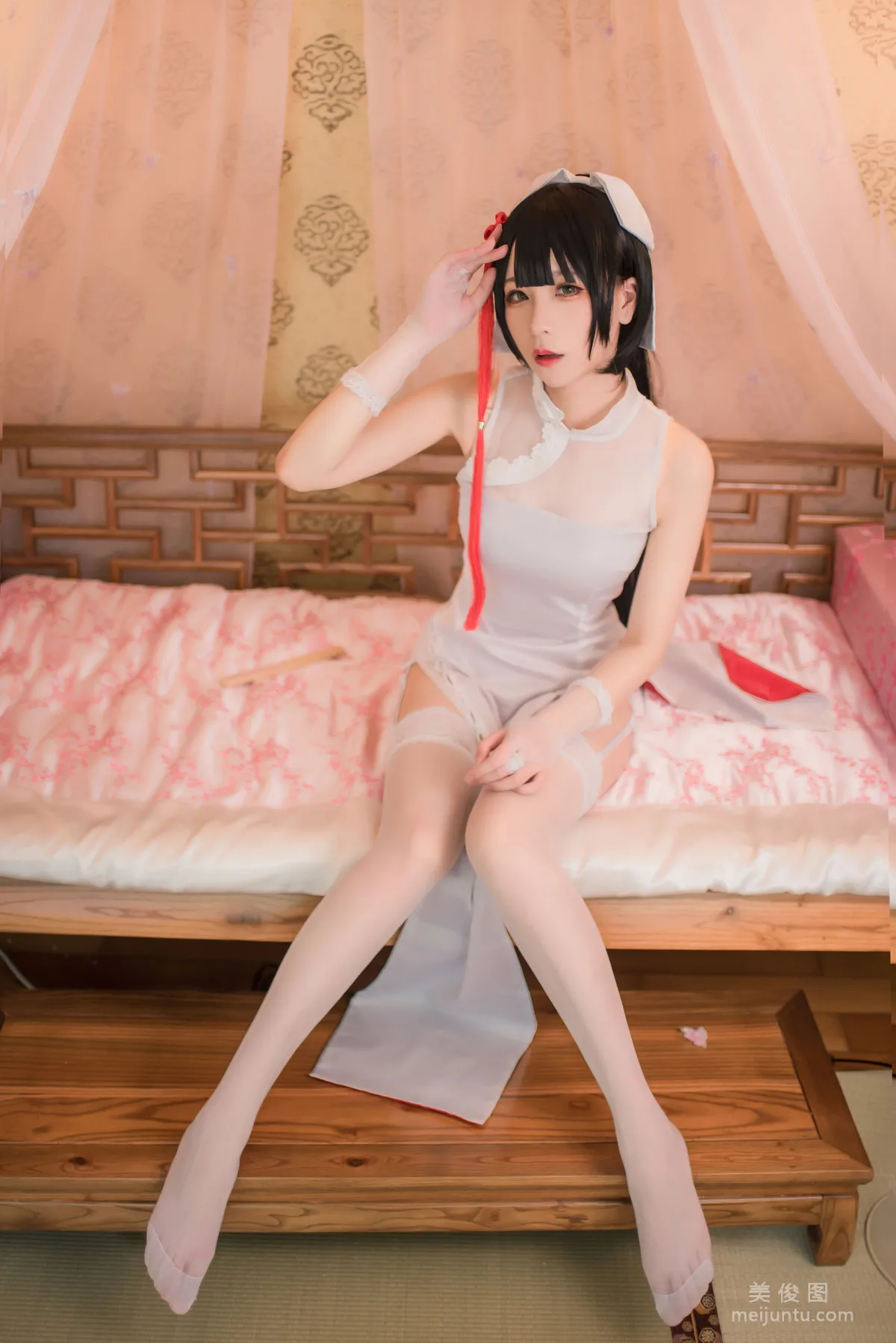 [網紅美女Coser] 拼音拼嘤嘤 《高雄旗袍》 寫真集 17