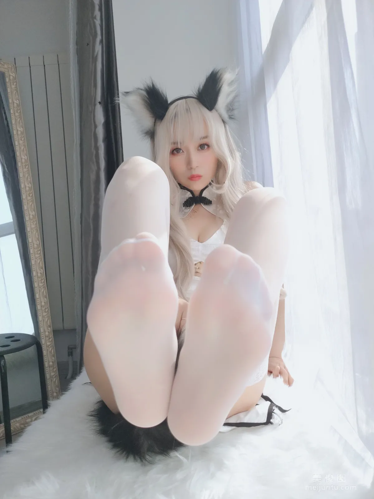 Coser美女白银81 《小白狼》 写真集21