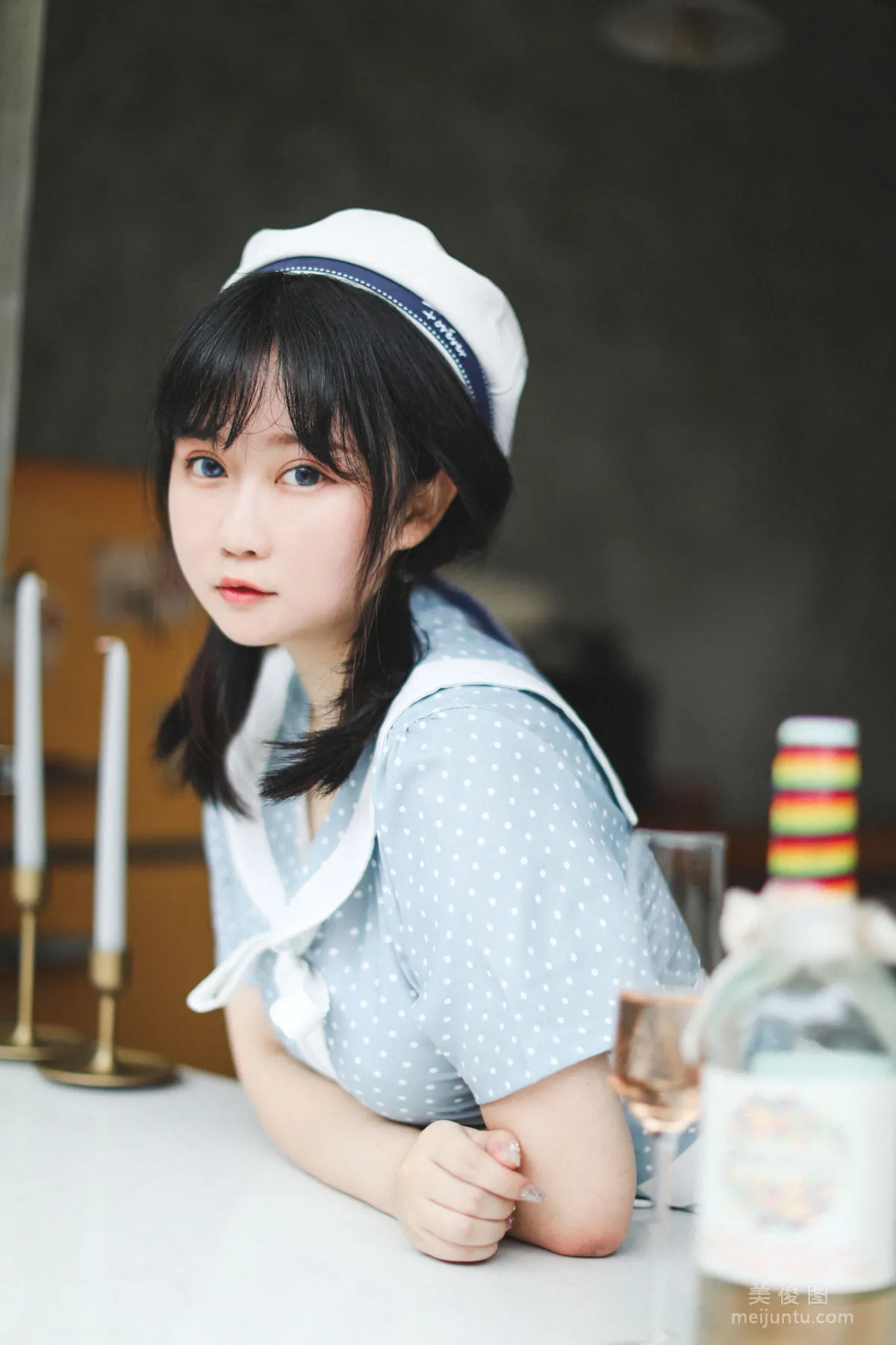 [美女Coser] 是依酱呀 《欧风》 写真集20