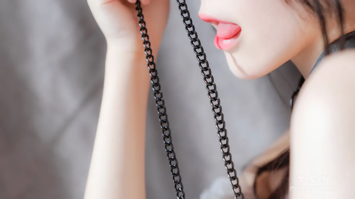 [美女Coser] 桜桃喵 《黑猫妹抖》 写真集18