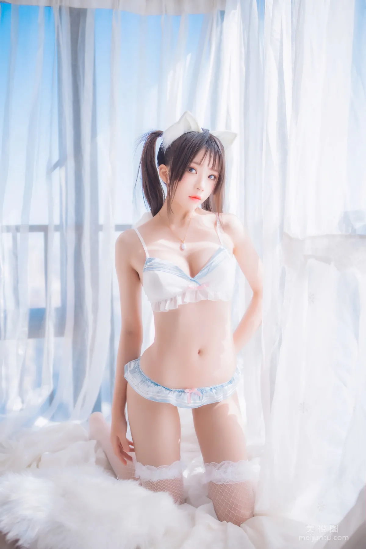 [美女Coser] 桜桃喵 《一隻愛戀》 寫真集 3