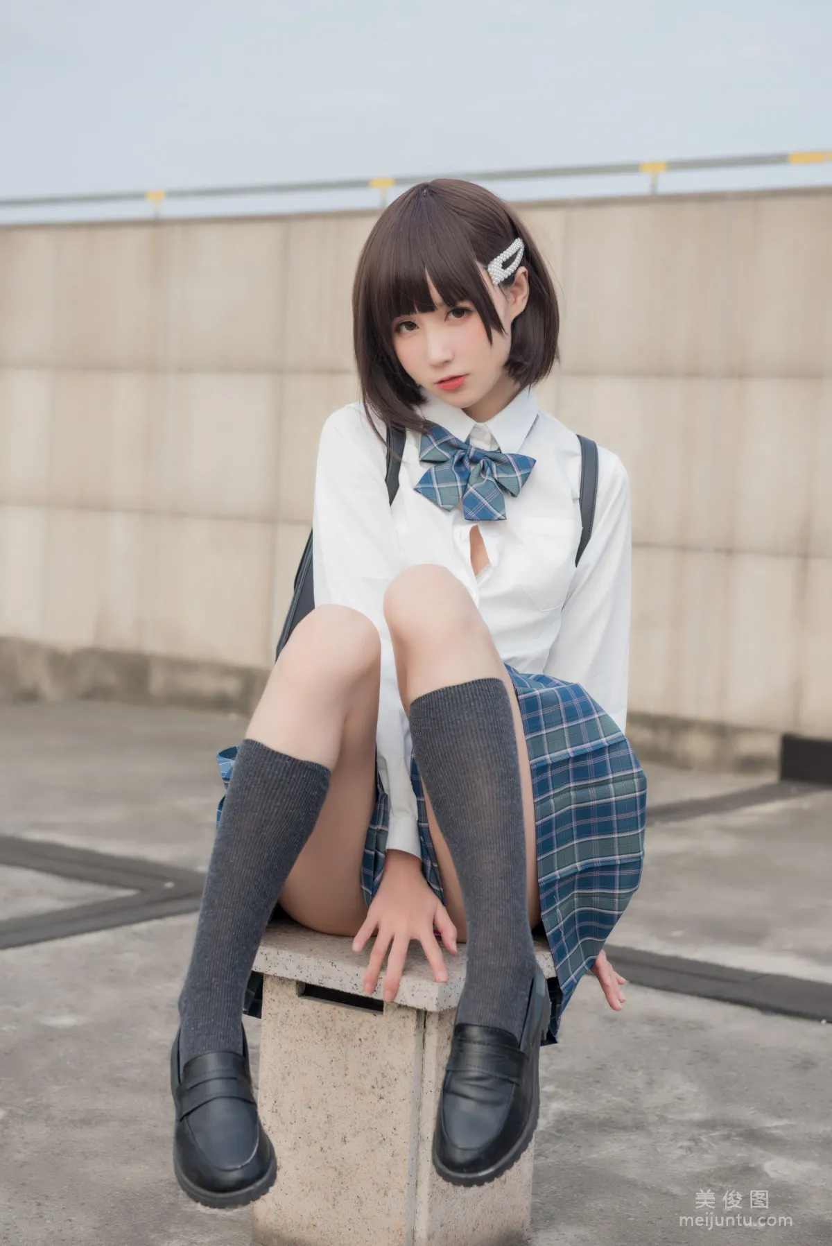 Coser南鸽 《少女裙底》 写真集4
