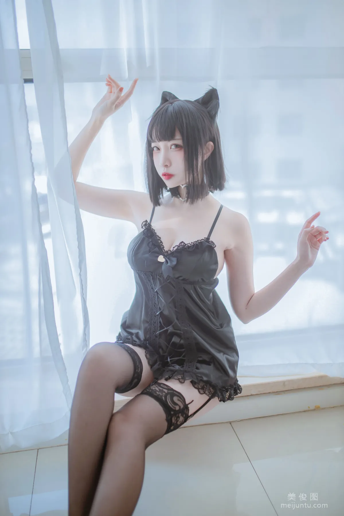 日奈娇 《私房双人猫耳》 写真集1