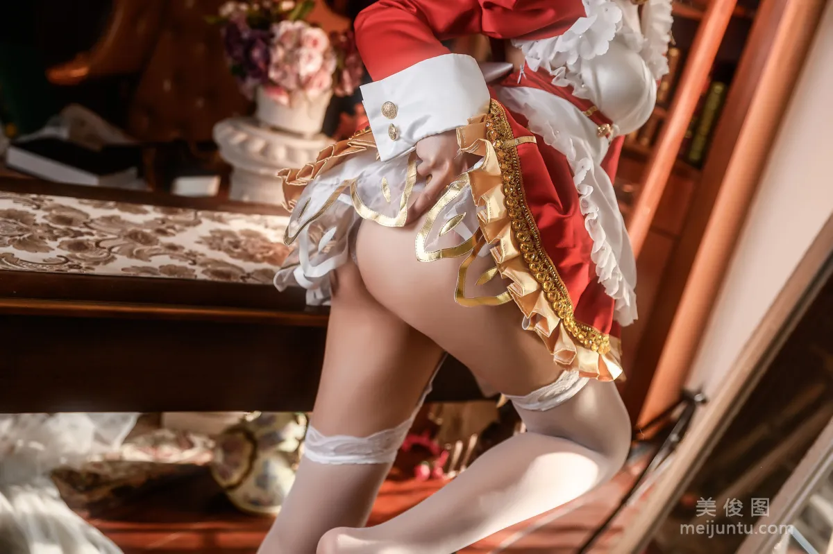 美女Coser羽生三未 《尼禄》 写真集34