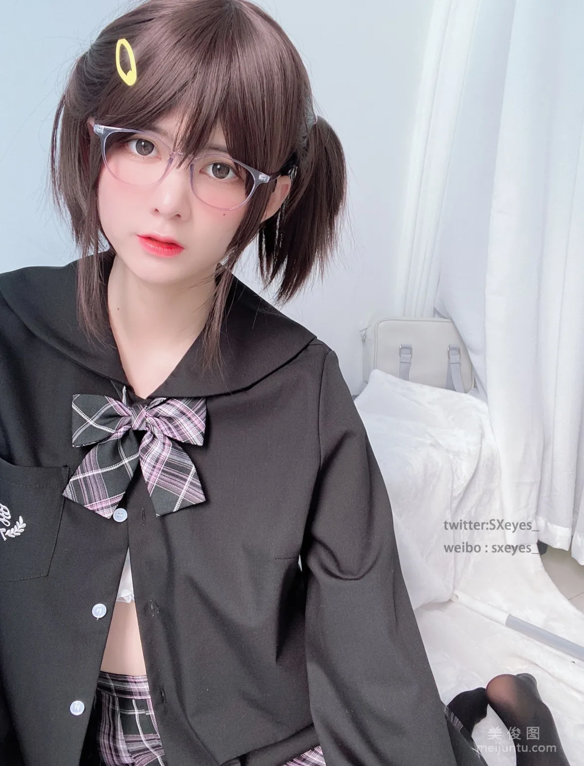 眼酱大魔王w 《JK眼镜妹》 写真集15