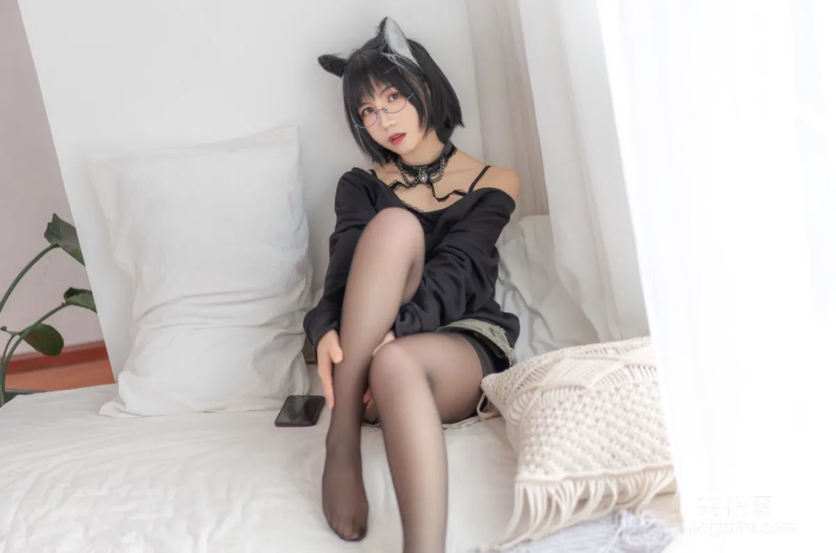 Coser逐月su 《日常貓娘》 寫真集 20
