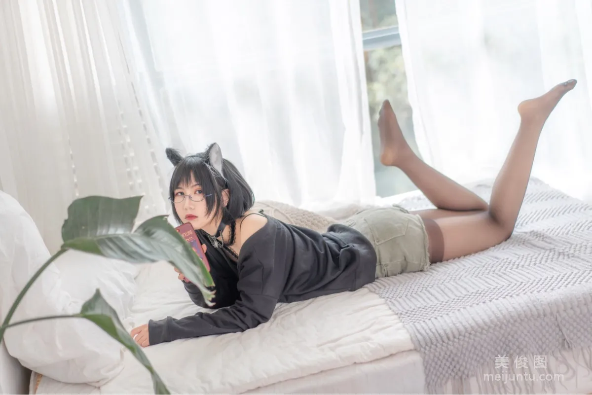Coser逐月su 《日常貓娘》 寫真集 27