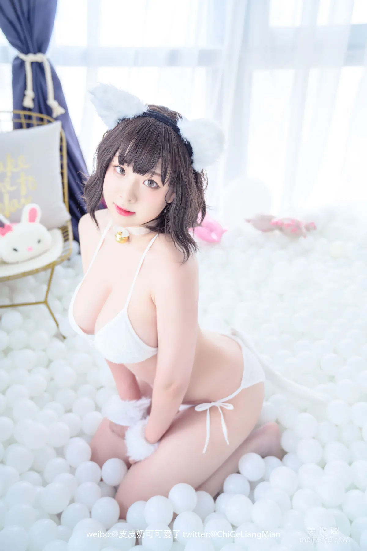 [美女Coser] 皮皮奶可可愛了啦 《白貓》 寫真集 8