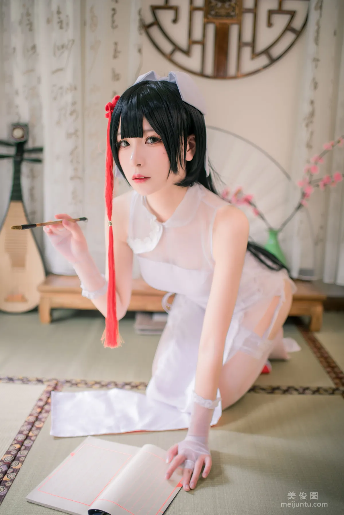 [網紅美女Coser] 拼音拼嘤嘤 《高雄旗袍》 寫真集 11