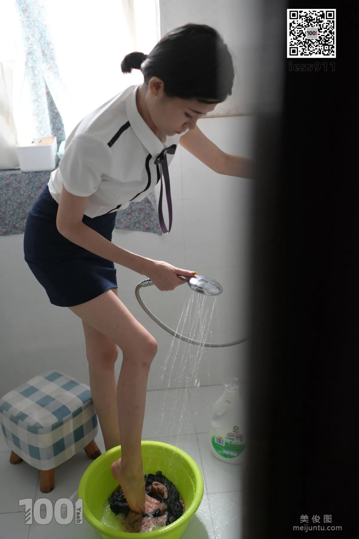 [IESS一千零一夜] 《鄉下的表姐1》 美腳絲足寫真集 94