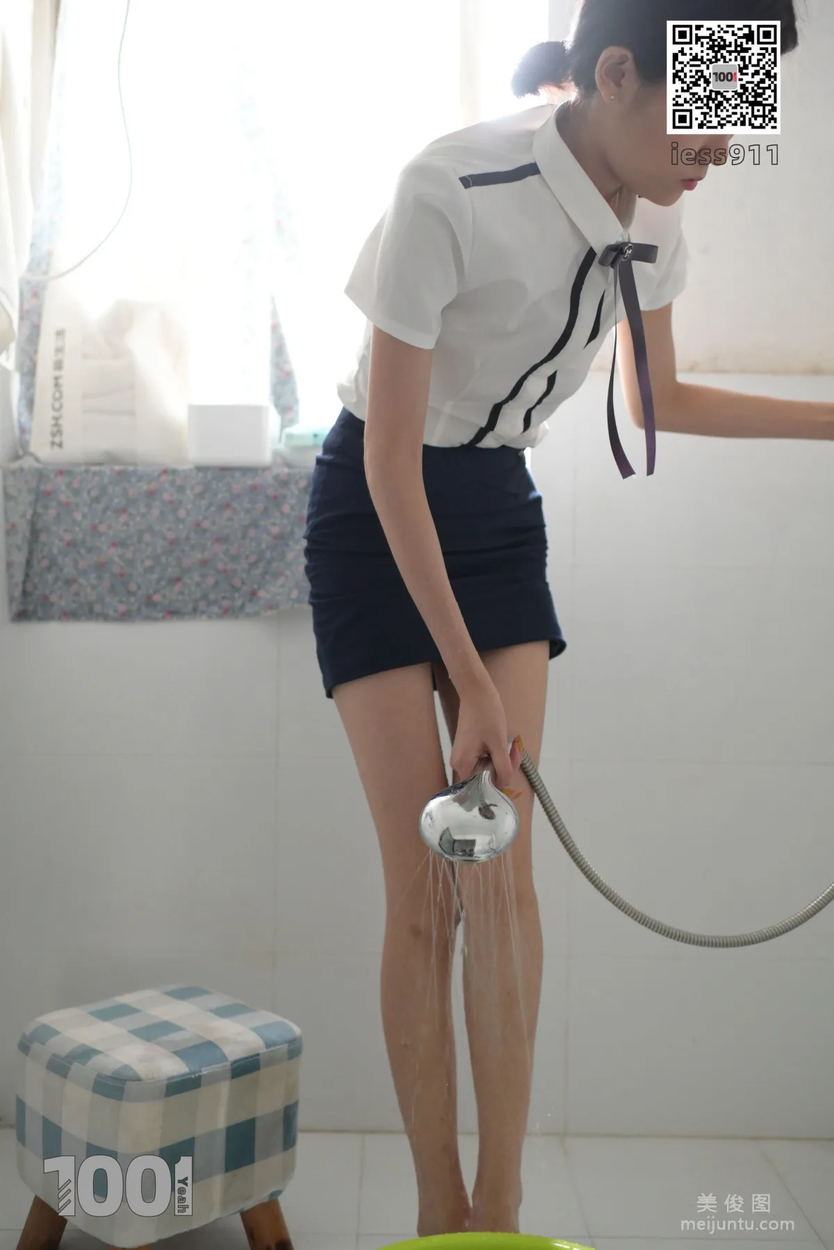 [IESS一千零一夜] 《鄉下的表姐1》 美腳絲足寫真集 74