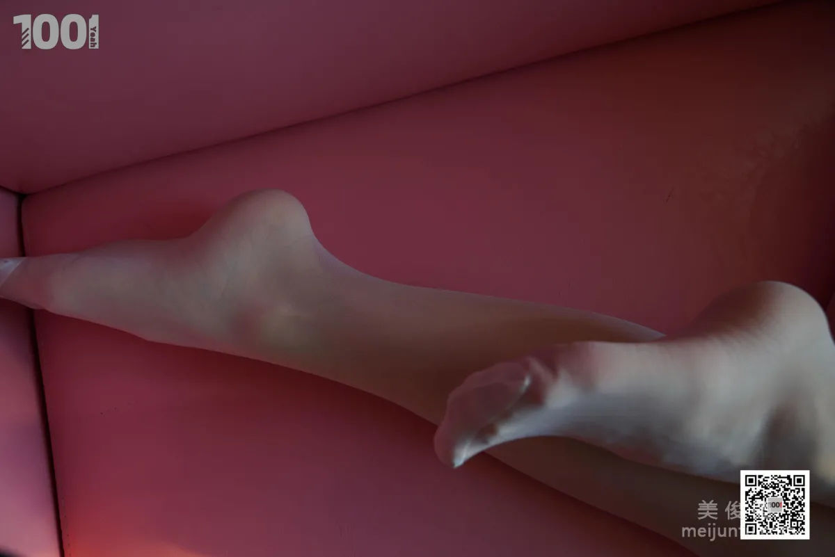 [IESS一千零一夜] 模特真真《逃課的JK少女3》 寫真集 43