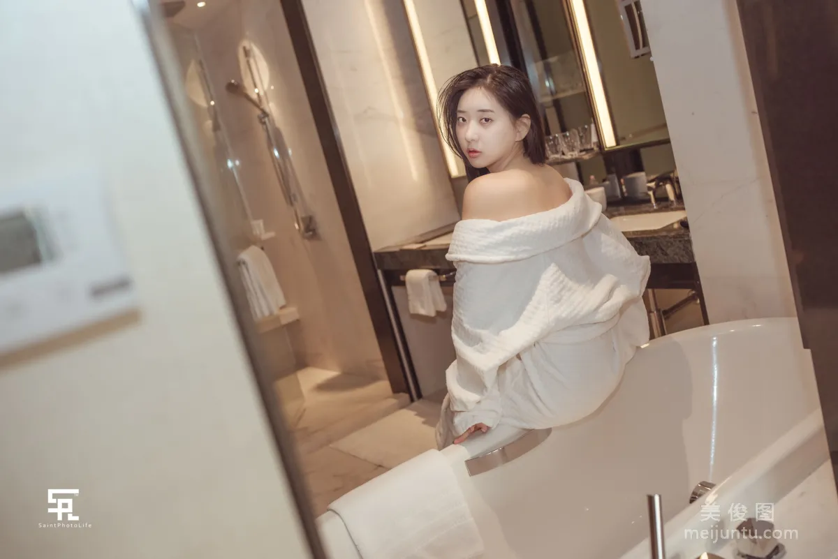 [saintphotolife] 申才恩Zennyrt 《性感OL女郎》 寫真集 35