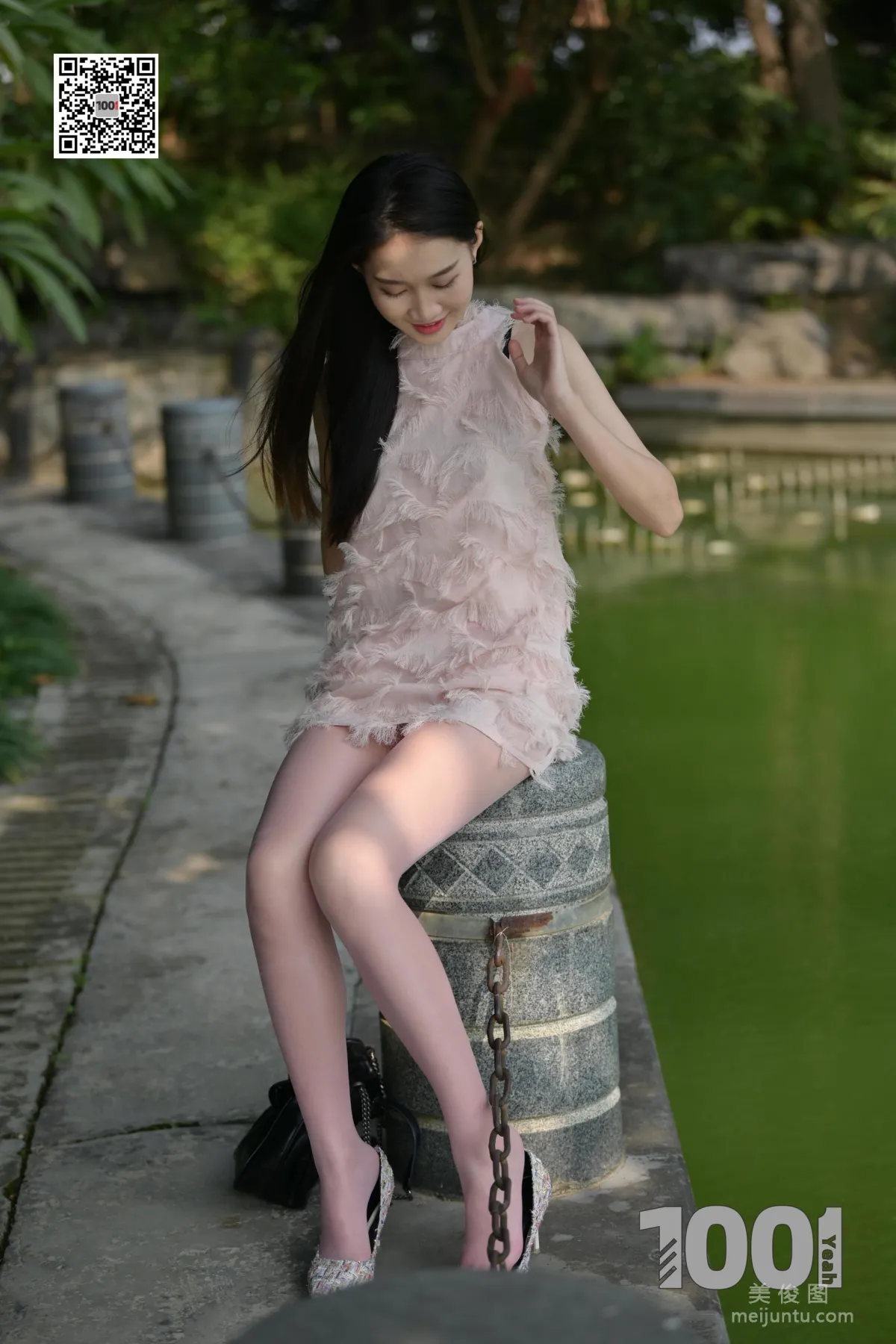 [IESS一千零一夜] 模特：腿腿《邂逅2》 街拍美腿寫真集 9