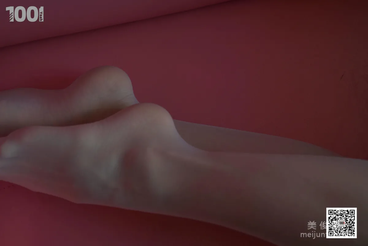 [IESS一千零一夜] 模特真真《逃課的JK少女3》 寫真集 42