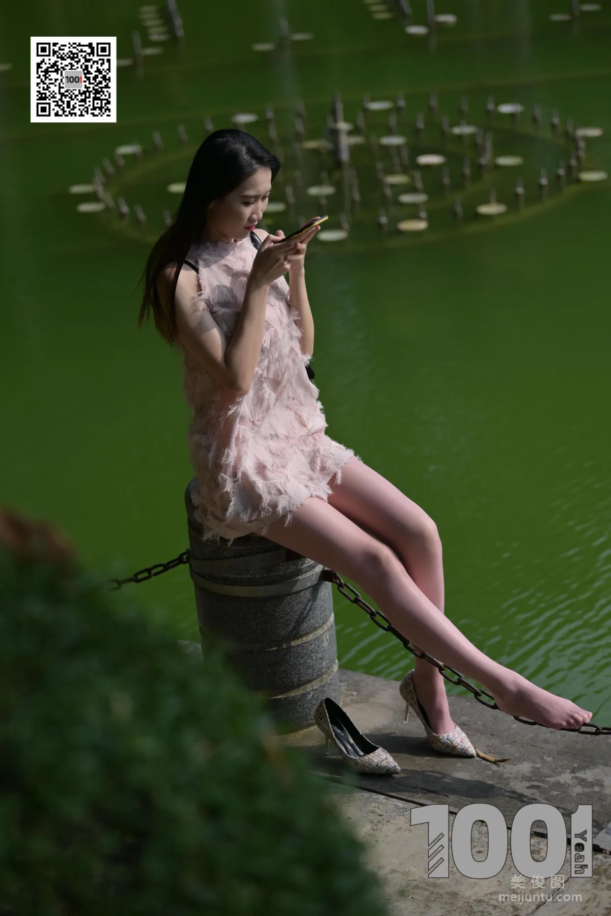 [IESS一千零一夜] 模特腿腿《邂逅1》 肉絲高跟寫真集 39