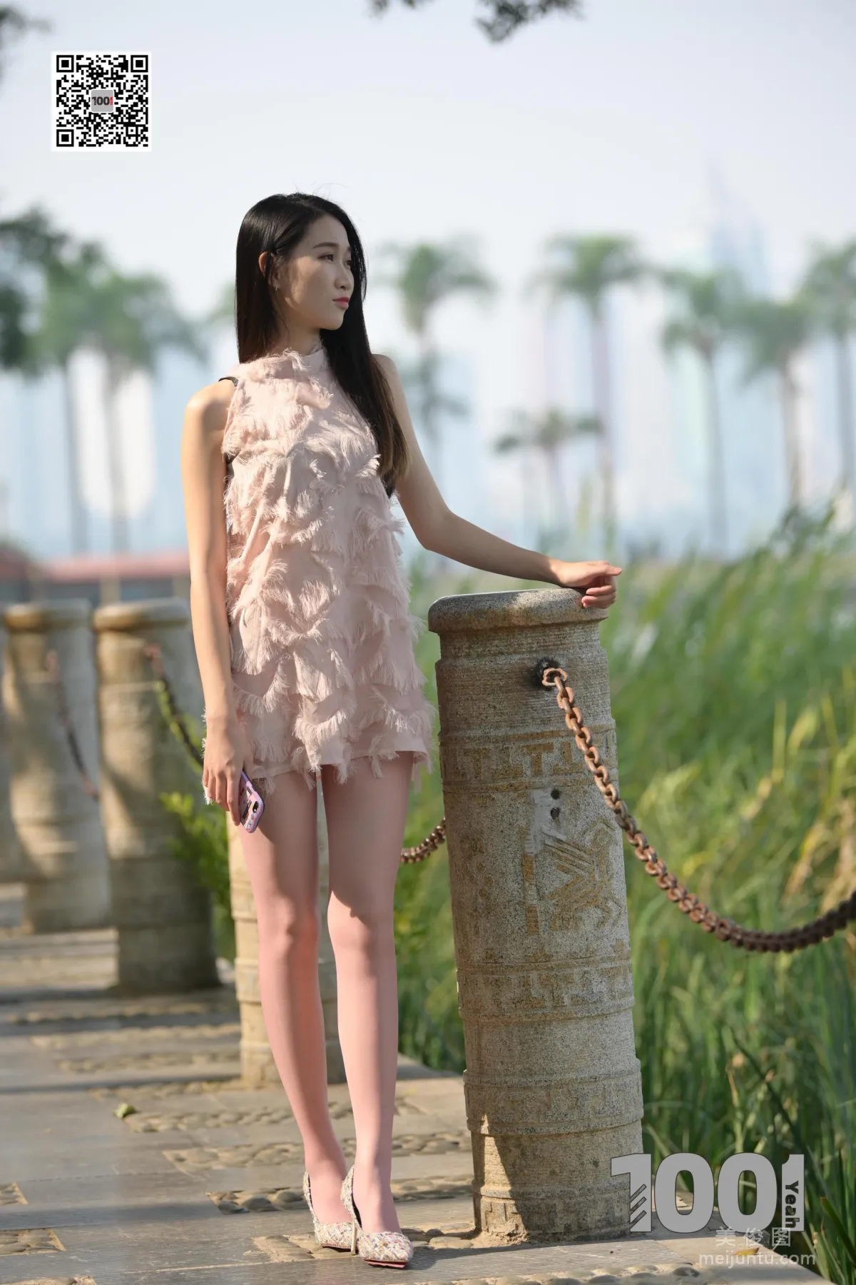 [IESS一千零一夜] 模特：腿腿《邂逅2》 街拍美腿寫真集 53