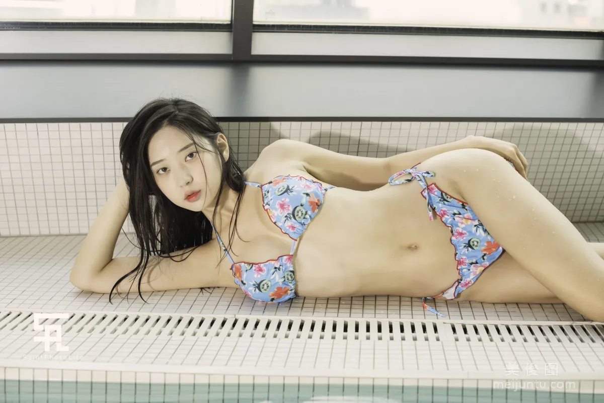 [saintphotolife] 韓國美女Zennyr 《Snow Hotel》 寫真集 29