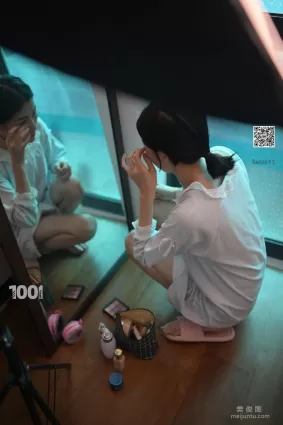 [IESS一千零一夜] 《網絡女主播的私生活1》 絲足寫真集