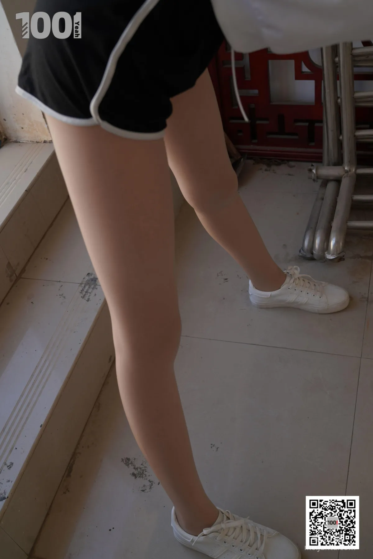 [IESS一千零一夜] 模特西瓜《擁抱陽光4》 肉絲襪美腿寫真集 53