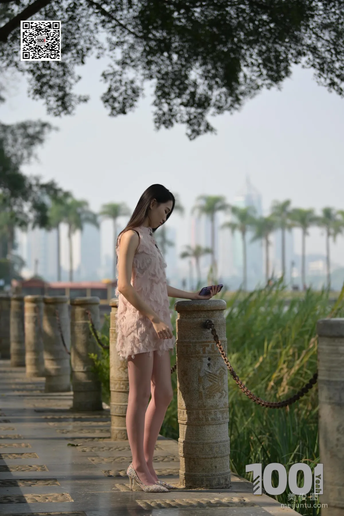 [IESS一千零一夜] 模特：腿腿《邂逅2》 街拍美腿寫真集 63