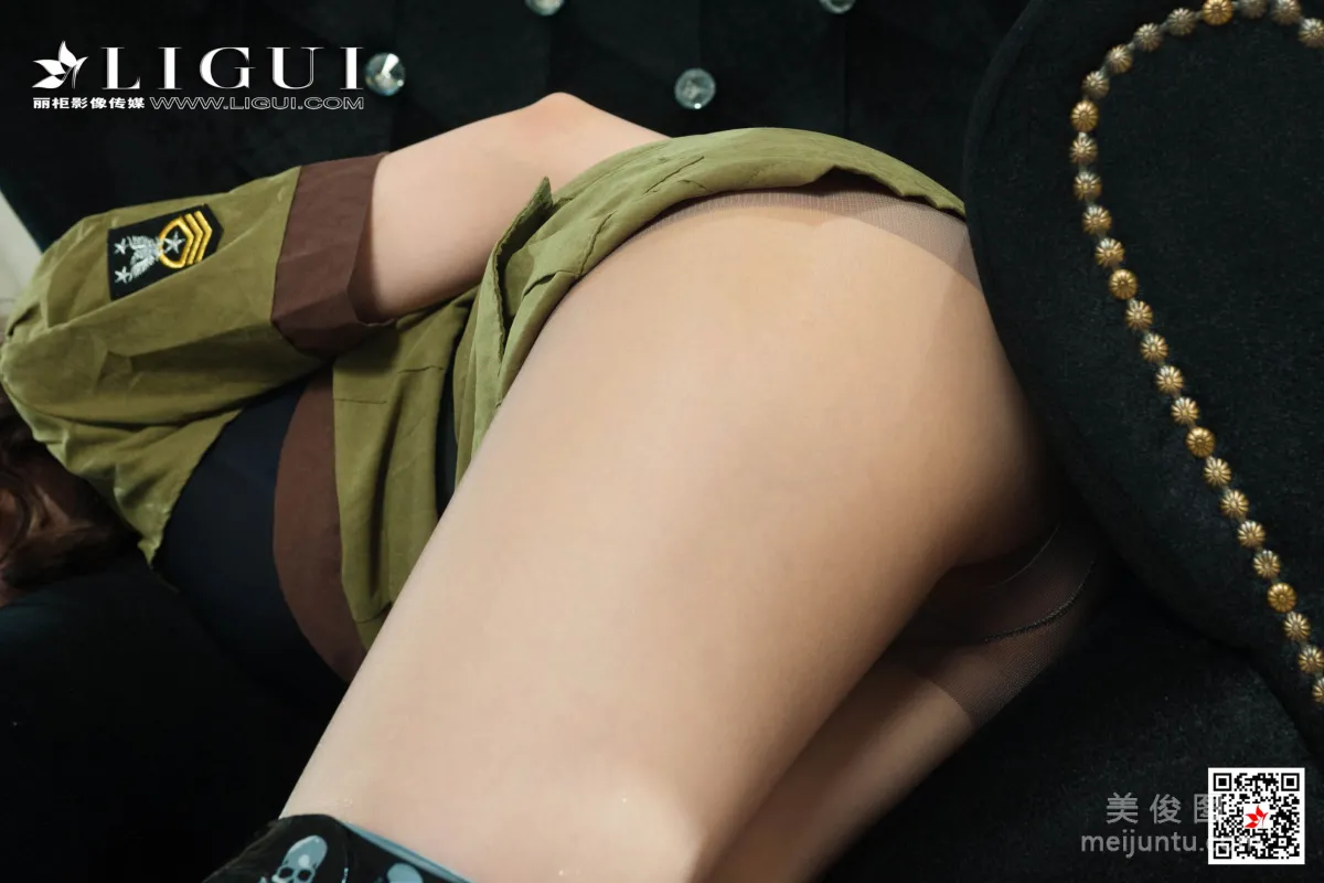 [麗櫃美束Ligui] Model 婷婷 《女兵捆綁鐐铐》 寫真集 41