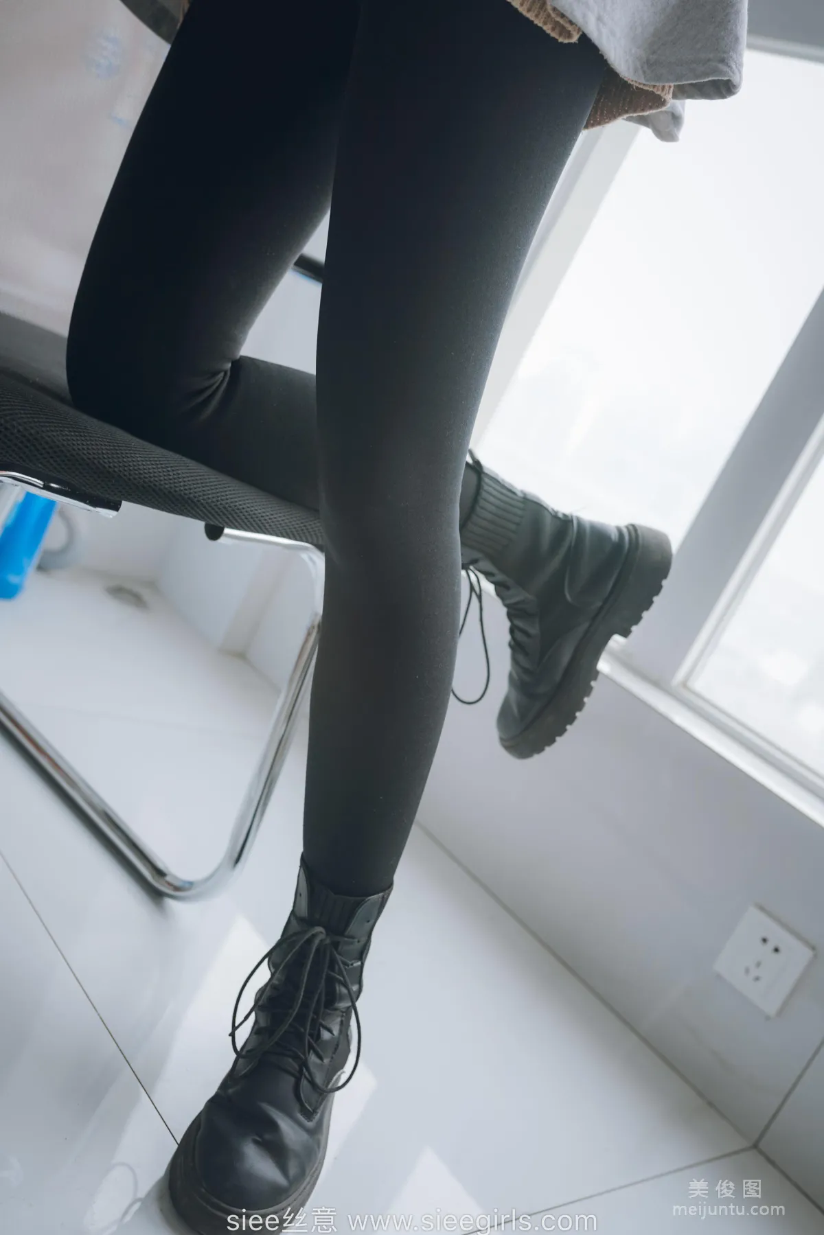 [丝意SIEE] No.438 含含 《碎梦青烟，落殇无言》 写真集1