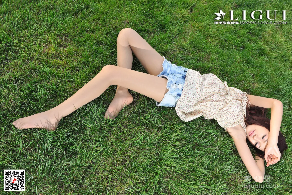 [丽柜Ligui] Model 文欣 《肉丝热裤女郎》 写真集66