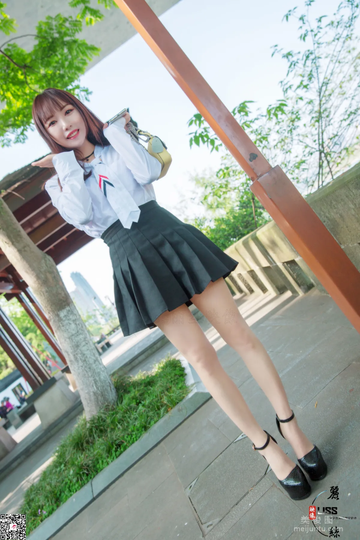 [丽丝映像GIRLISS] 柳嫣 《柳嫣的纯情》 写真集3