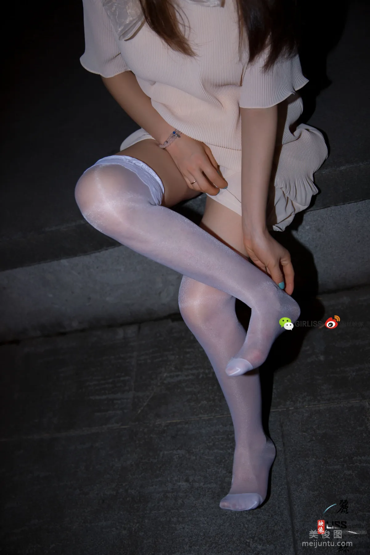 [丽丝映像GIRLISS] 《夜色里的蕾丝》 写真集13