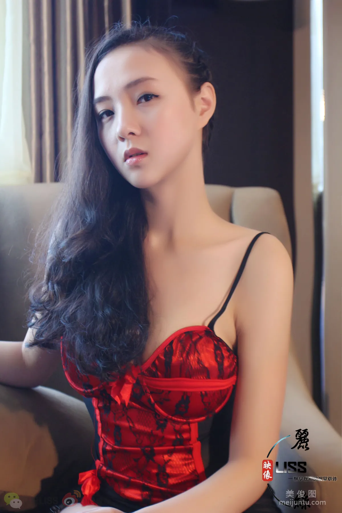 [丽丝映像GIRLISS] 《小辫子》 写真集4
