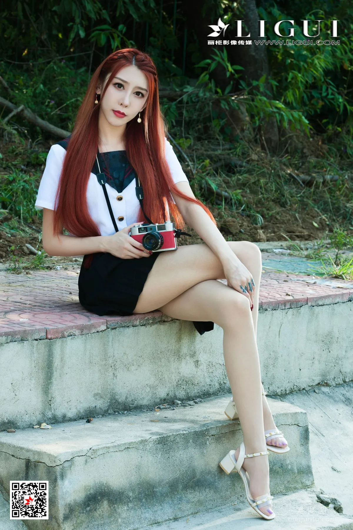 [丽柜Ligui] Model 兔子 《极品校花丝足》 写真集41