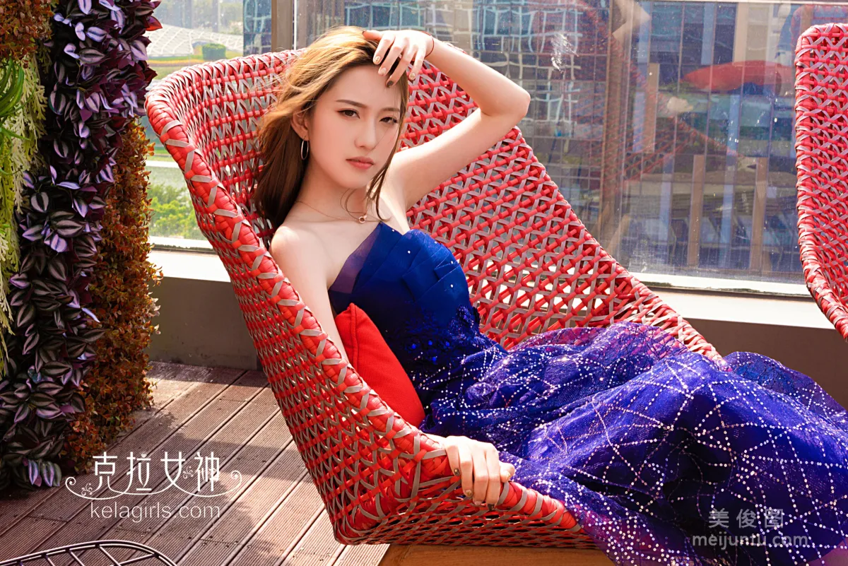 [克拉女神Kelagirls] 芊芊 《天台露足》 寫真集 18