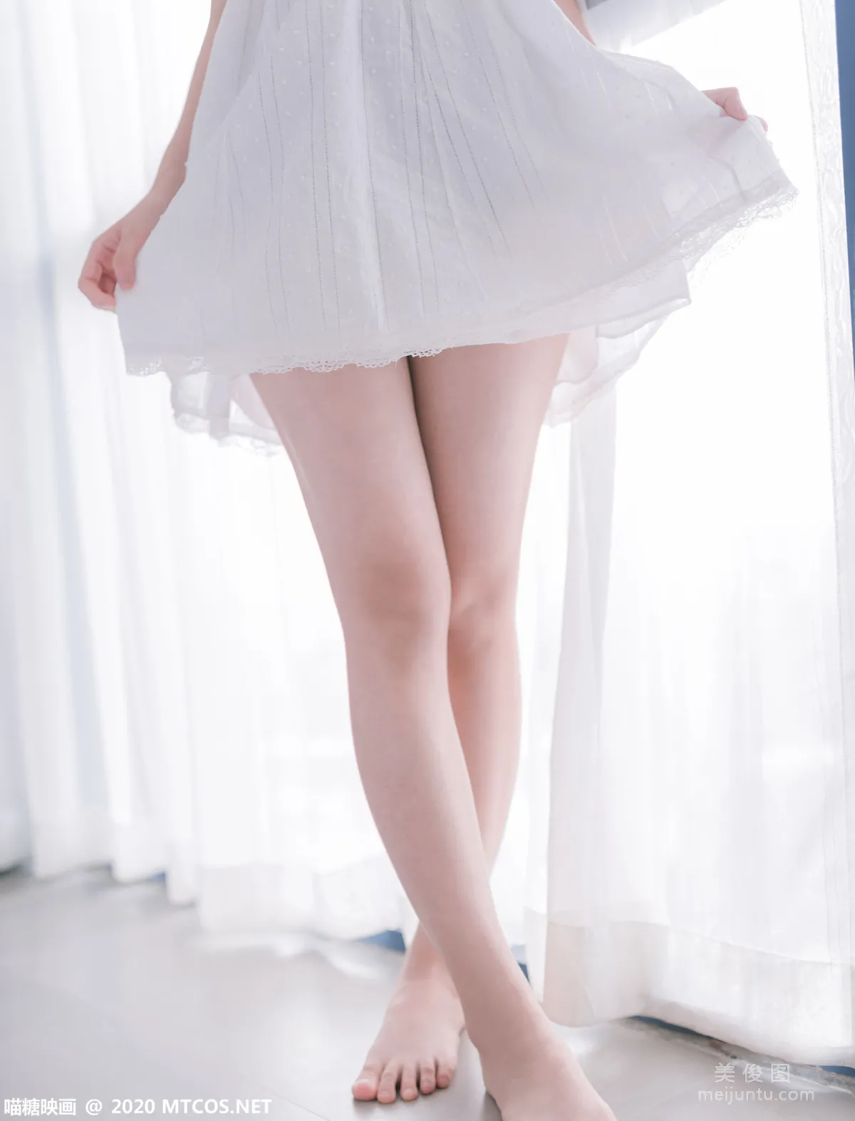 [喵糖映画] VOL.177 《白裙少女》 写真集26