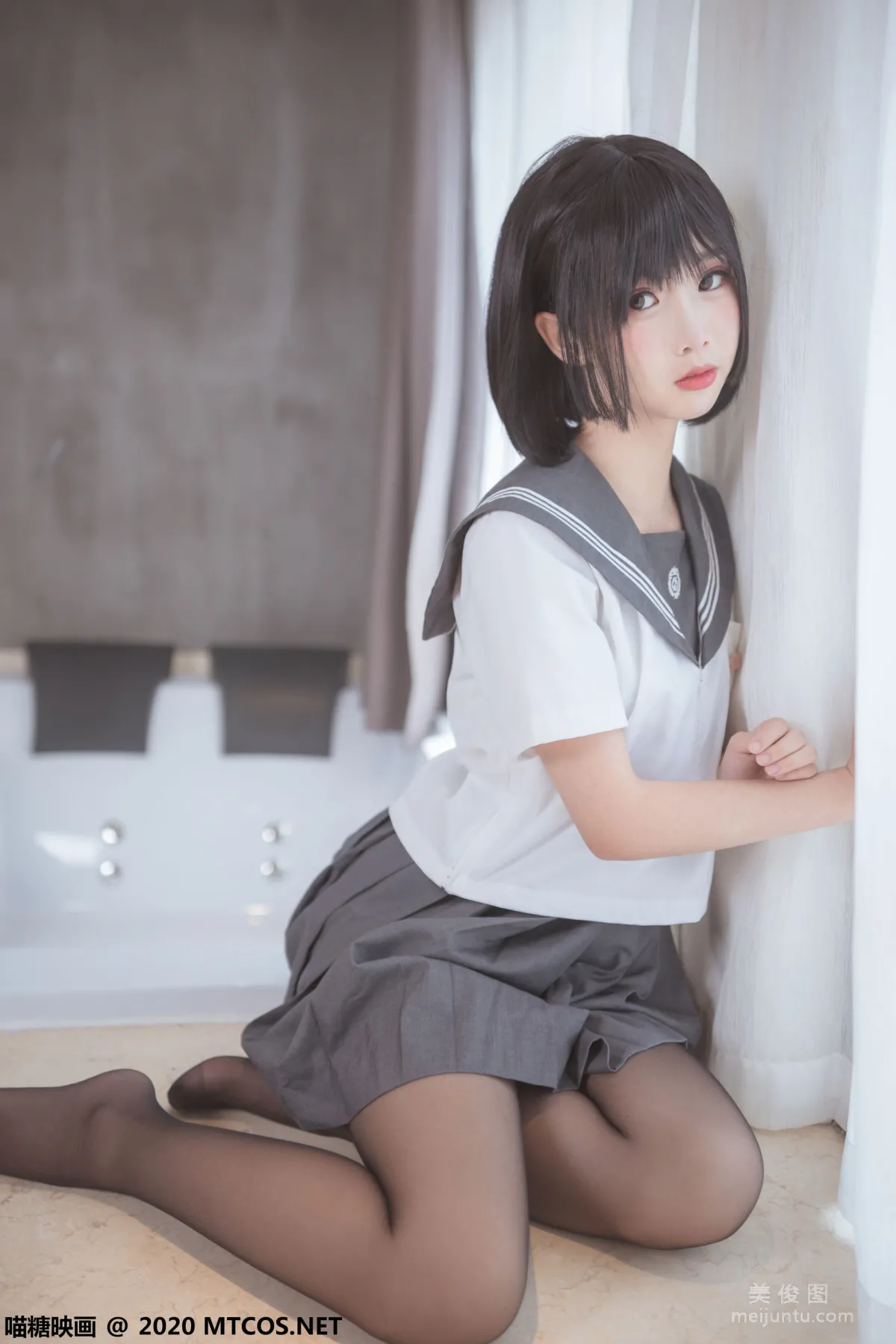 [喵糖映画] JKL.017 《黑丝JK制服》 写真集2