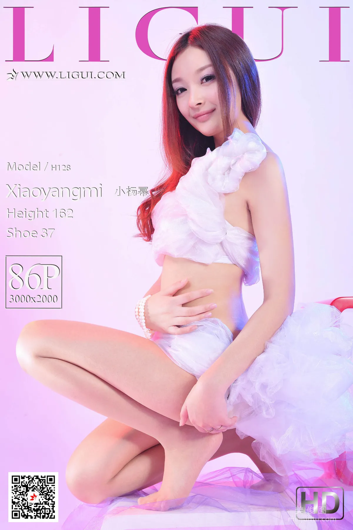 [丽柜Ligui] Model 小杨幂 《肉丝玉足》 写真集1