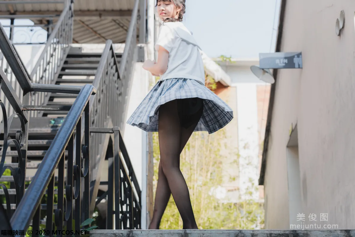 [喵糖映画]  JKL.018 《户外JK制服》 写真集51
