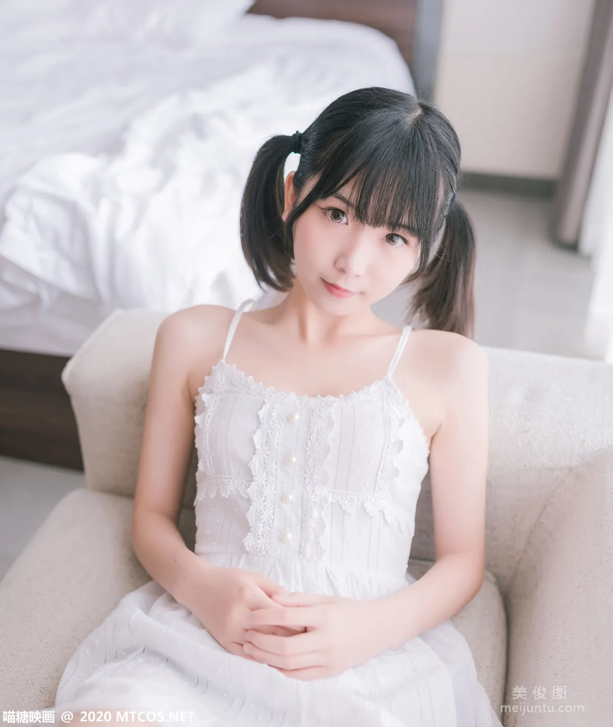 [喵糖映画] VOL.177 《白裙少女》 写真集42