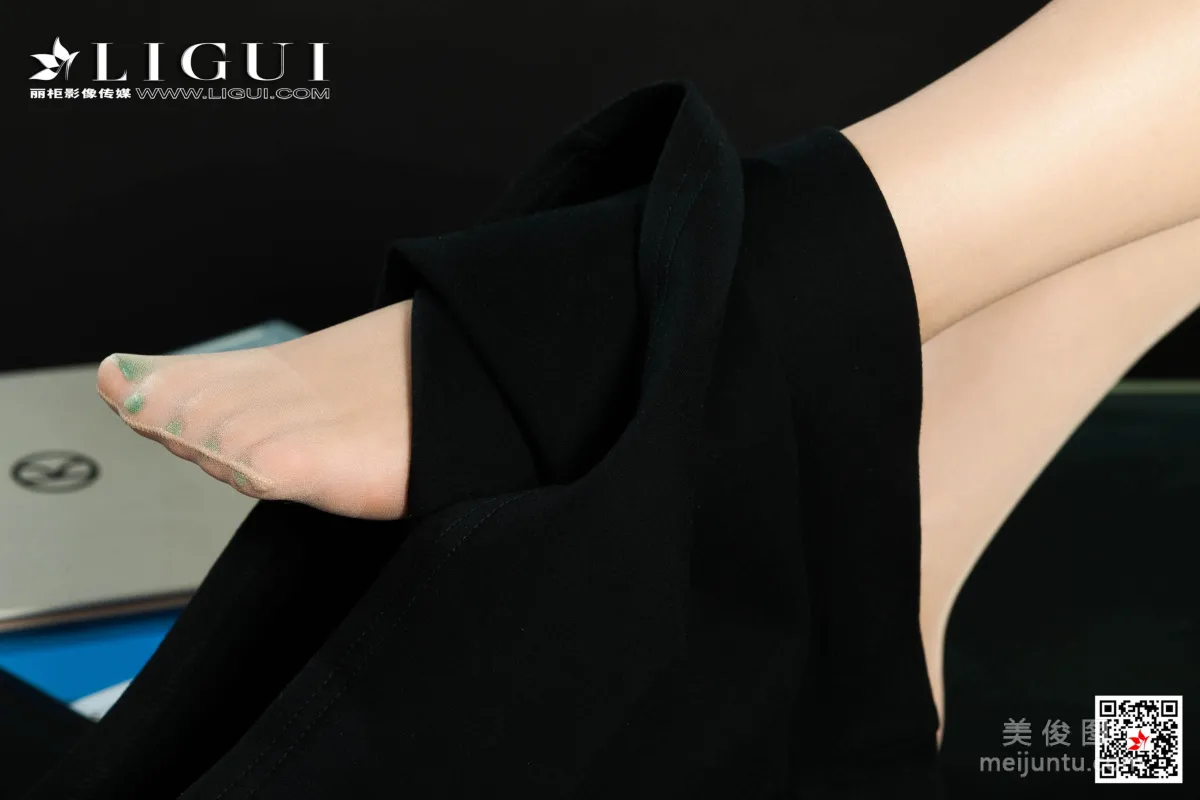 [丽柜Ligui] Model 天天 《肉丝女郎》 写真集74
