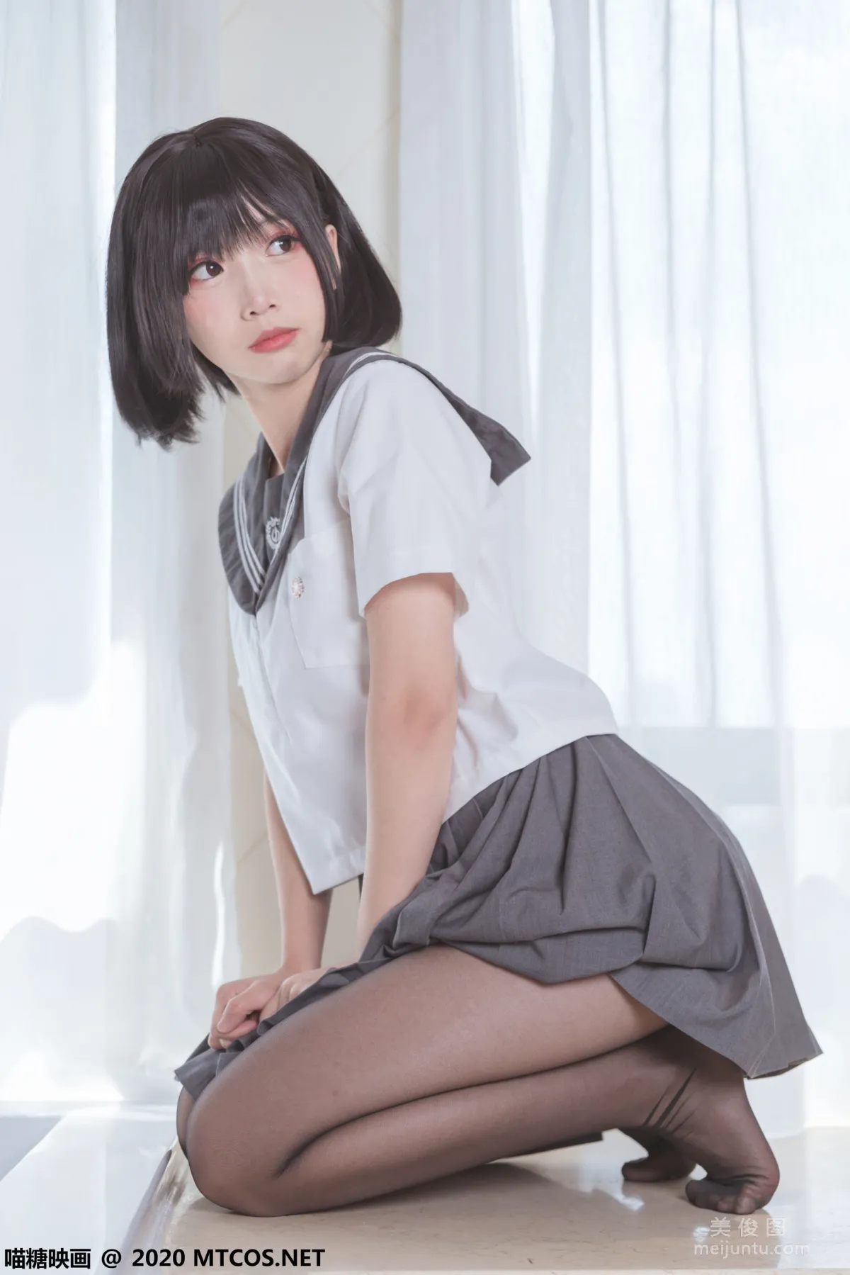 [喵糖映画] JKL.017 《黑丝JK制服》 写真集7