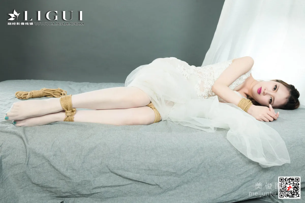 [丽柜Ligui] Model 天天 《蕾丝婚纱美束》 写真集48