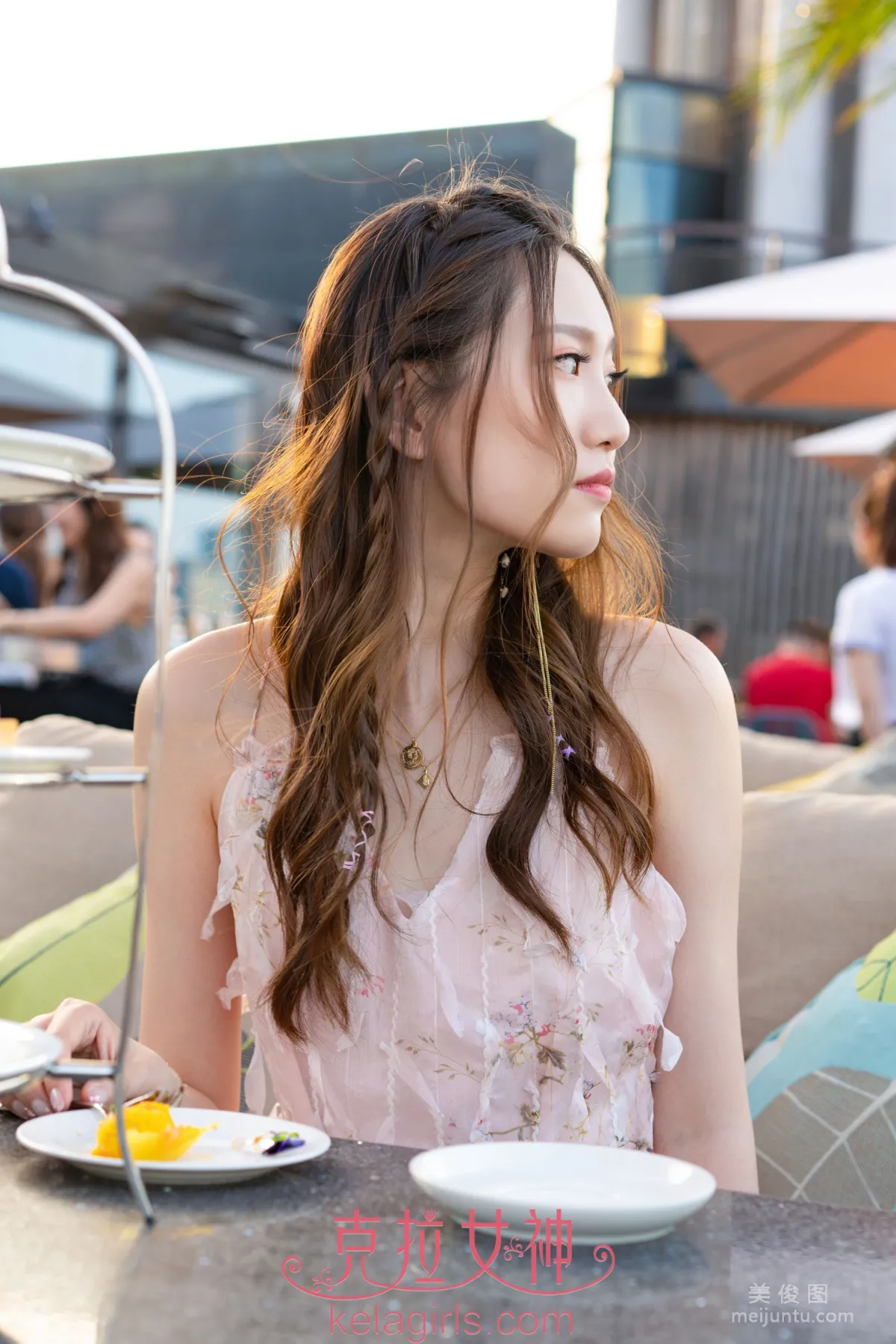 [克拉女神Kelagirls] 芊芊 《邂逅外灘》 寫真集 11